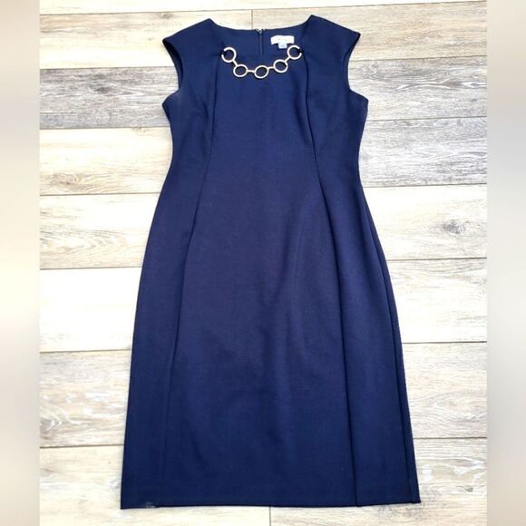 Calvin Klein navy sheath dress size 6 with gold colored chain at neckline midi - Picture 1 of 10